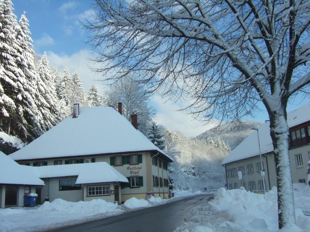 Haus Barnabas Im Engel, Gasthaus Engel Hotel Utzenfeld Exterior photo